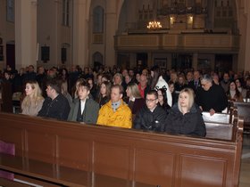 Wizytację kanoniczą parafii, bierzmowanie młodzieży