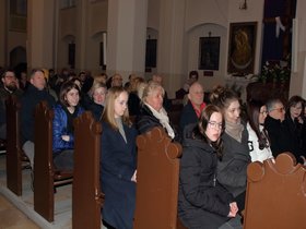 Wizytację kanoniczą parafii, bierzmowanie młodzieży