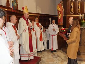 Wizytację kanoniczą parafii, bierzmowanie młodzieży