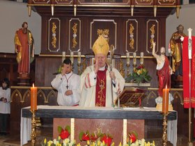 Wizytację kanoniczą parafii, bierzmowanie młodzieży