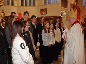 Wizytację kanoniczą parafii, bierzmowanie młodzieży